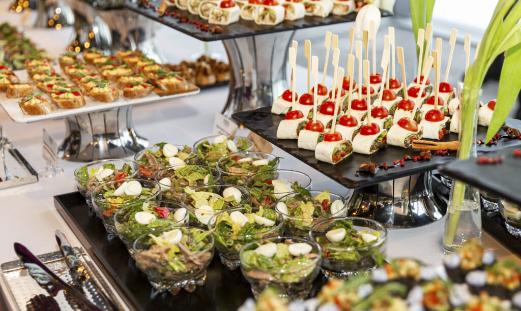 gastronomia catering środki czystości myjące dezynfekujące dezynfekcja worki artykuły higieniczne